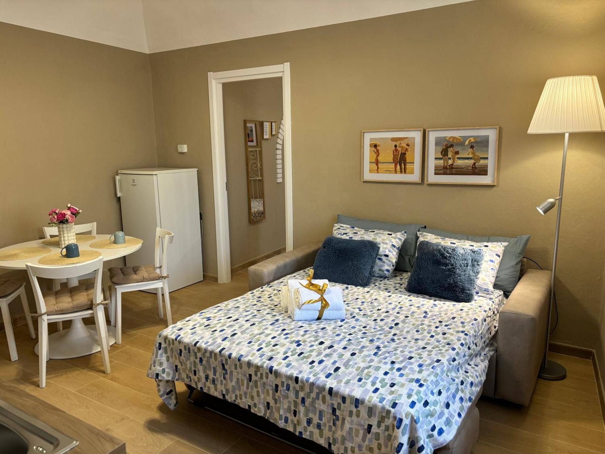Casa Vacanze La Donna Di Cuori โวลแตร์รา ภายนอก รูปภาพ